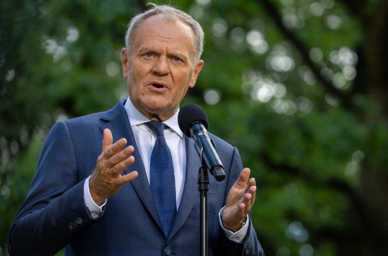 Lufta në Ukrainë, Tusk: Nuk ka gjasa që paqja të arrihet së shpejti duke marrë parasysh kokëfortësinë e Putinit