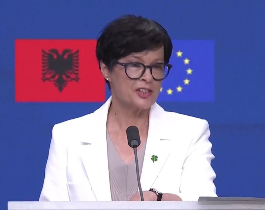 BE i kërkon Shqipërisë të tërhiqet nga dy ligje, Marta Kos: Janë kusht për integrimin evropian