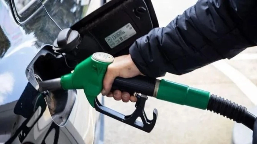 Publikohen çmimet e derivateve, kaq kushton sot nafta e benzina
