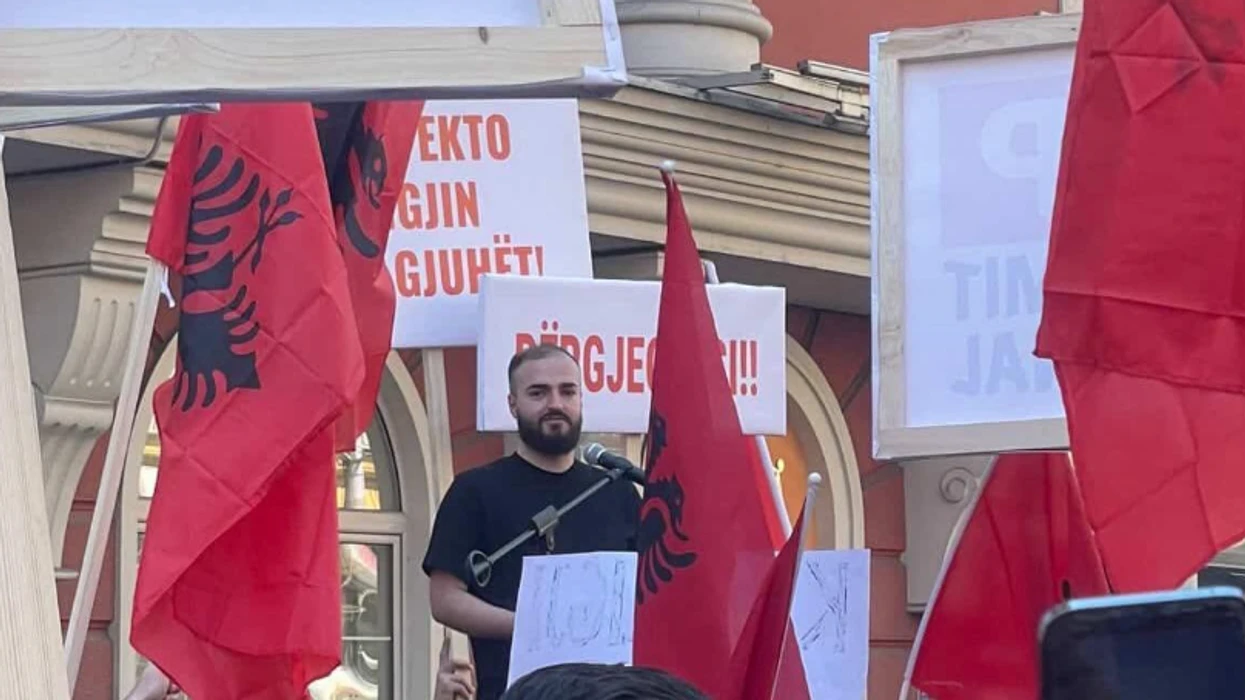 Besjan Rexhepi i bën thirrje ministrit të ri të Drejtësisë: Zbatoni ligjin dhe mundësoni provimin e Jurisprudencës edhe në gjuhën shqipe