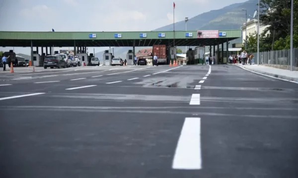 Pritjet nga 3 deri në 5 minuta – Kjo është gjendja në pikat kufitare të Kosovës