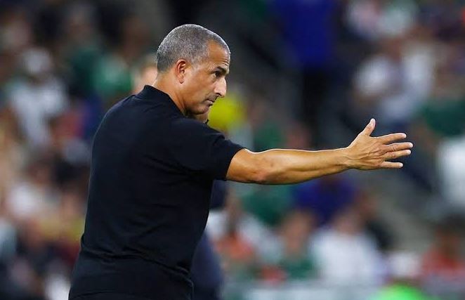 Trajneri Sabri Lamouchi zbulon prapaskenat e largimit nga Tunizia