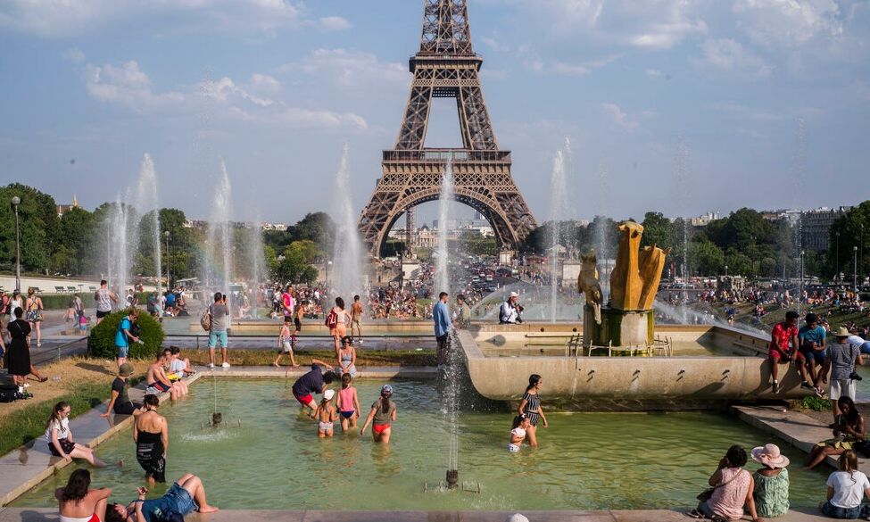 Rrugë që “nuk shkrihen” dhe trena që mund t’i rezistojnë 55°C, plani se si mund të mbrohet Evropa nga nxehtësia