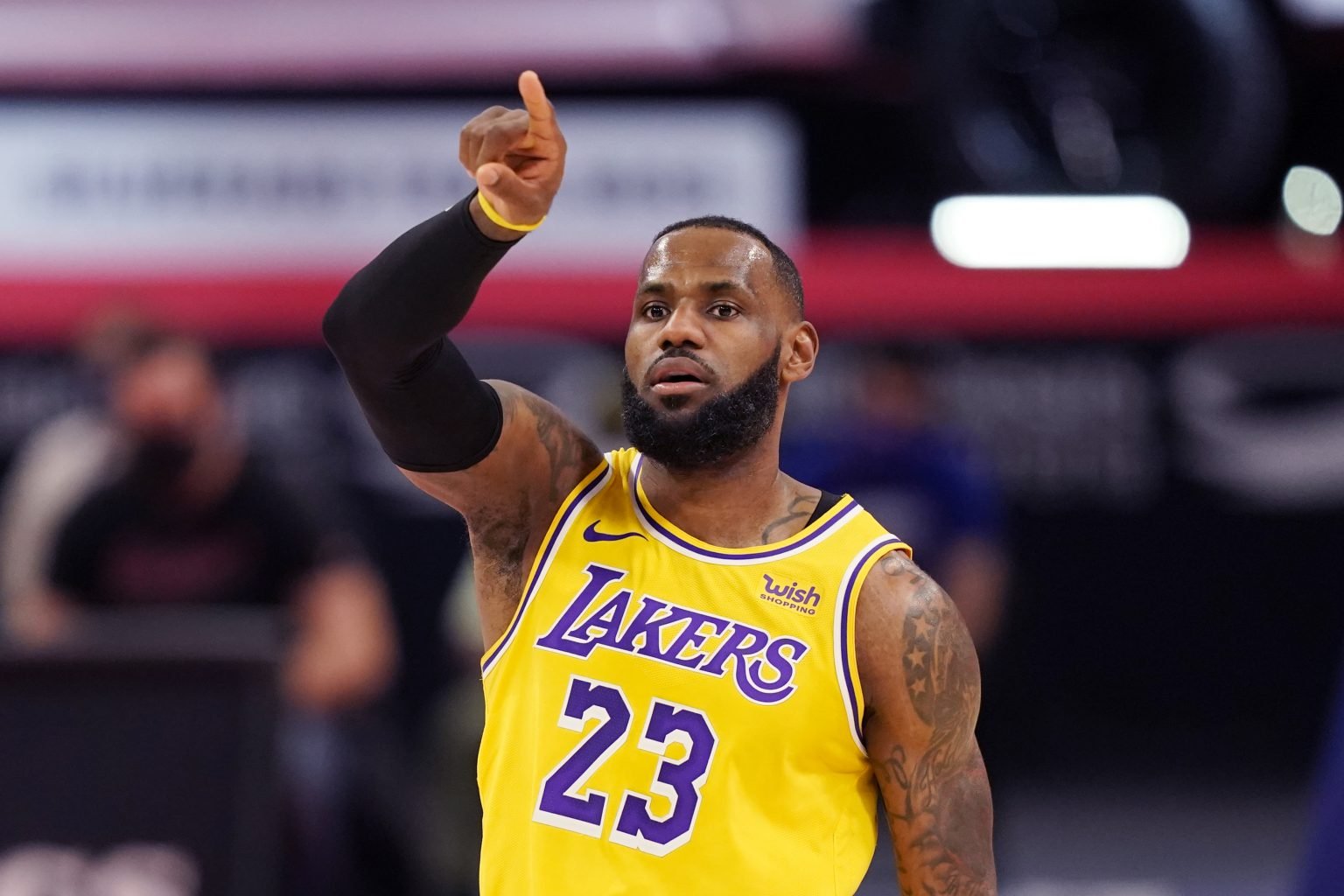 LeBron James ka oferta të ndryshme pas largimit me Los Angeles Lakers