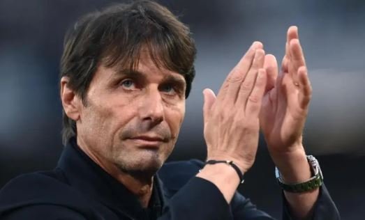 Conte flet për kombëtaren italiane