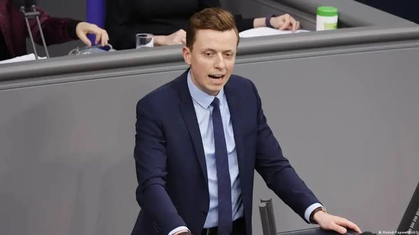 Deputeti i Budenstagut  Serbia duhet ta shkarkojë menjëherë ministren Paunoviq