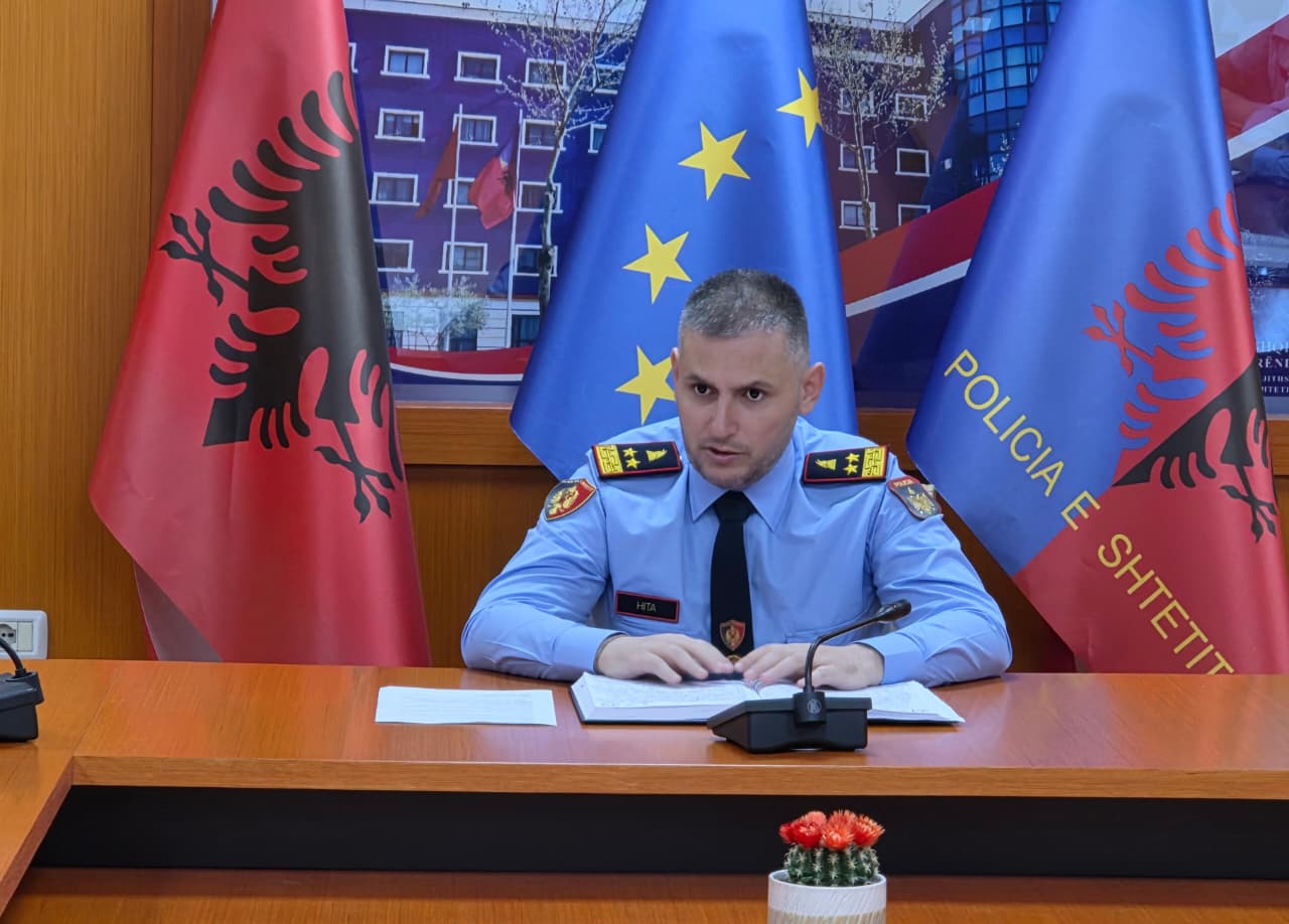 Skënder Hita porosi të prerë për drejtuesit e policisë në qarqe: Zbardhni çdo krim, arrestoni zjarrvënësit dhe godisni drogën