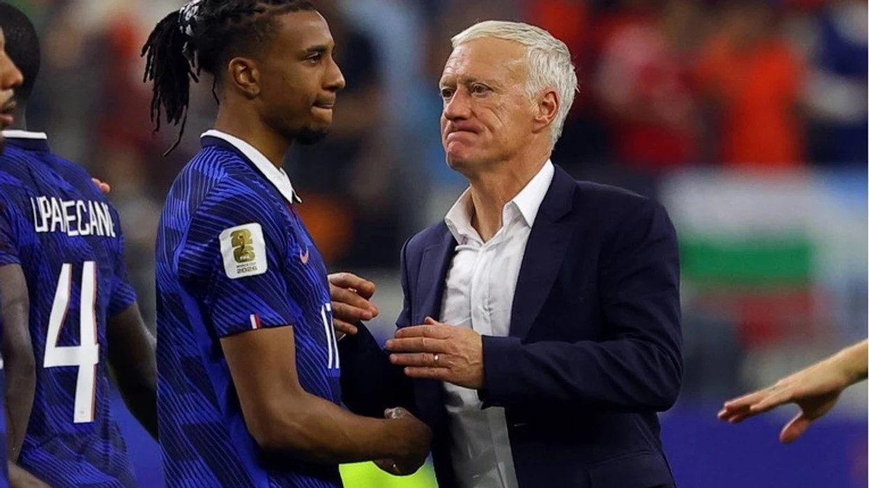 “E krahasuam me Zidane dhe Platini”, gazetari francez shfrynë ndaj Olise dhe Mbappe