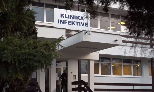Helmimet nga ushqimi, QKUK jep detaje të reja, shumë pacientë nga Hani i Elezit 