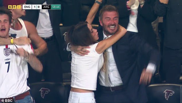 David dhe Victoria Beckham mbështesin Anglinë në gjysmëfinalen e Kupës së Botës