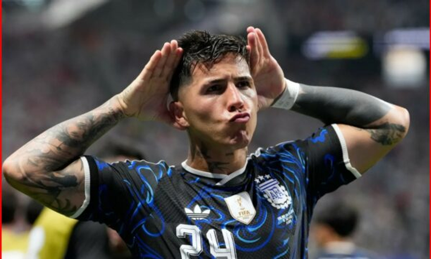 Chelsea fshin postimin për Enzo Fernandezin   