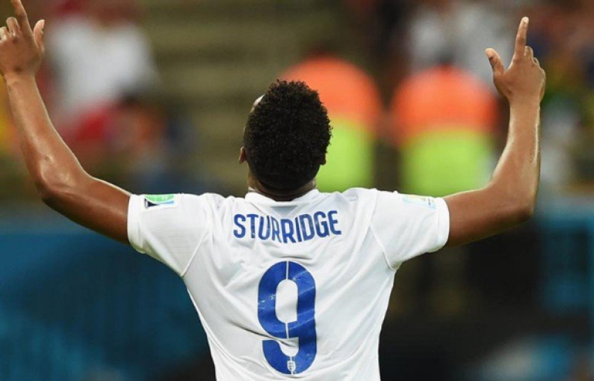 Sturridge beson te Anglia  Koha e trofeut do të vijë