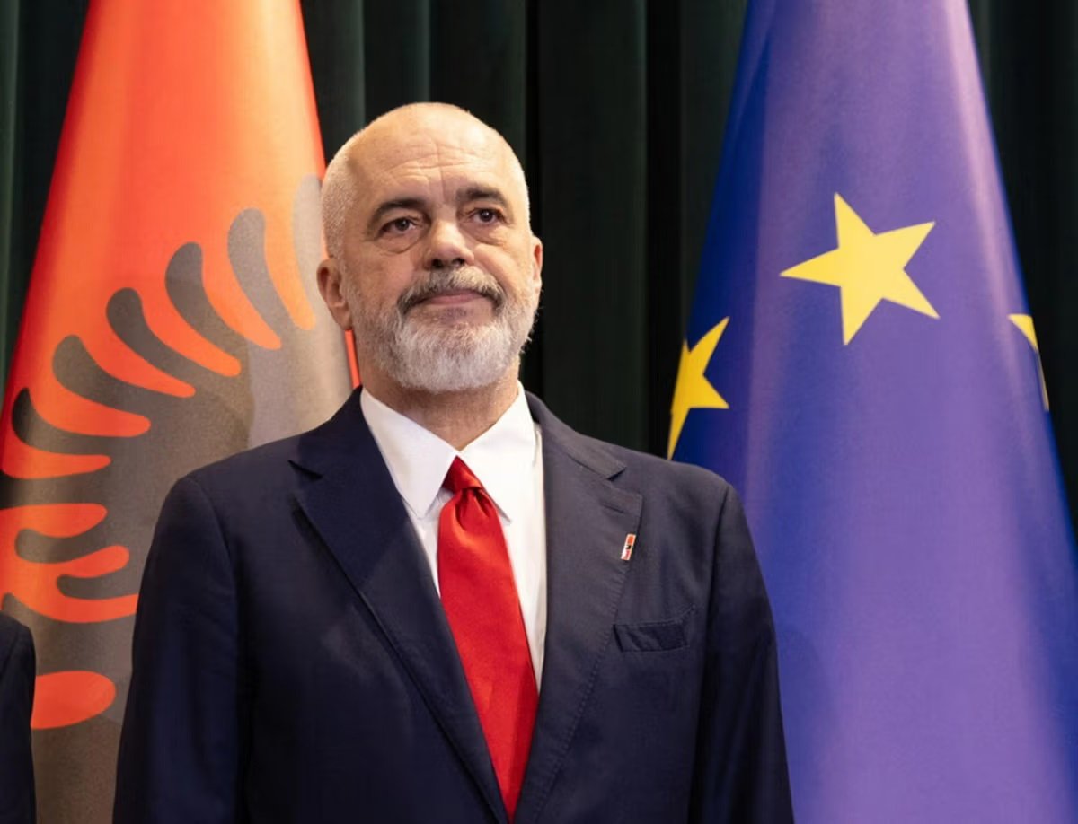 ​Rama: Për deklaratën e Paunoviqit reagoi përmes MPJ, s’bëhemi kor histerik sa herë dikush flet përçart në Beograd
