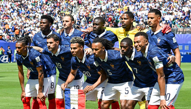 Dembele përplaset me shokët e skuadrës pas humbjes nga Spanja