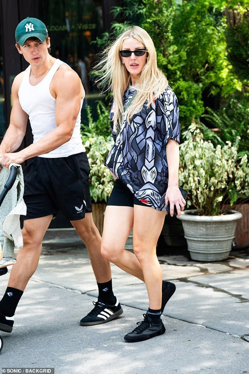 Ellie Goulding shfaqet në New York me Beau Minniear dhe vajzën e tyre 2 Image