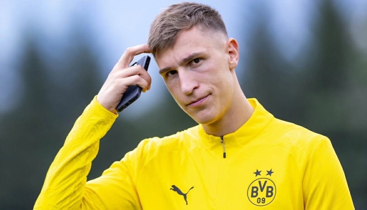 Schlotterbeck mbetet te Borussia Dortmund