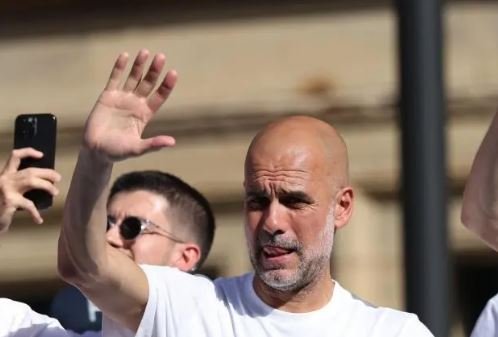 Guardiola përjashton rikthimin në stol së shpejti