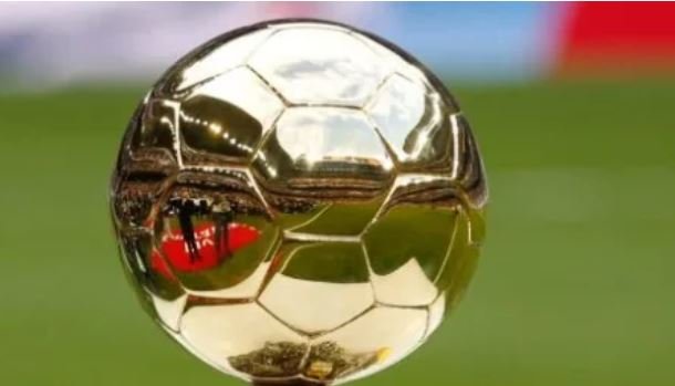 Ballon d’Or sqaron rregullin: Edhe futbollistët jashtë Europës mund ta fitojnë çmimin