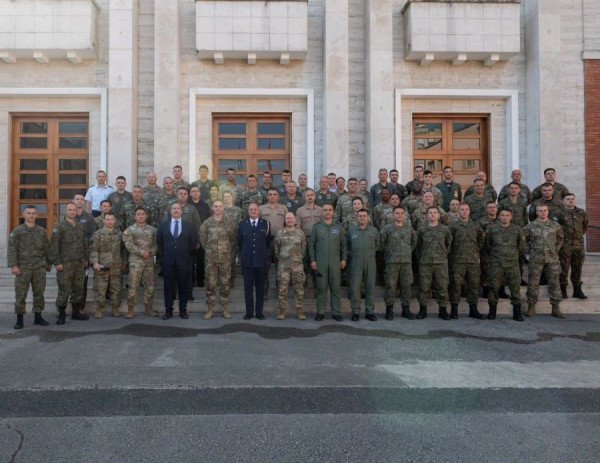 FSK pjesë e konferencës së Forcave ajrore amerikane për Evropë, viziton Bazën e Kuçovës