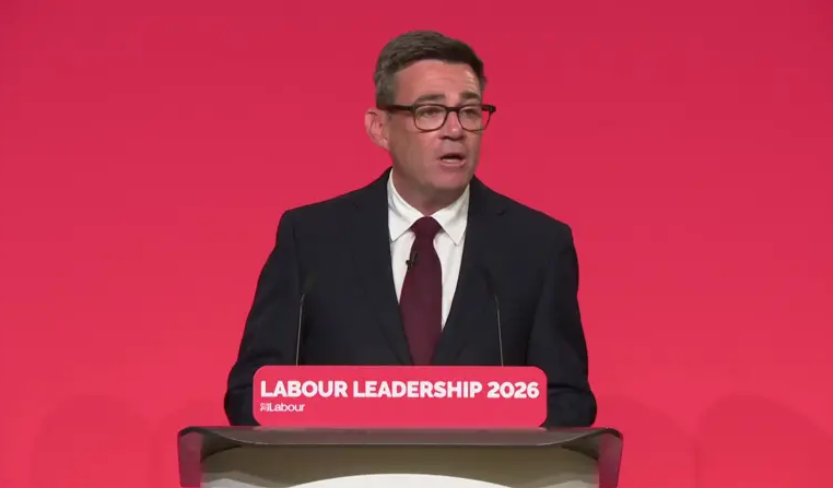 Andy Burnham merr zyrtarisht detyrën e liderit të Partisë Laburiste në Britani