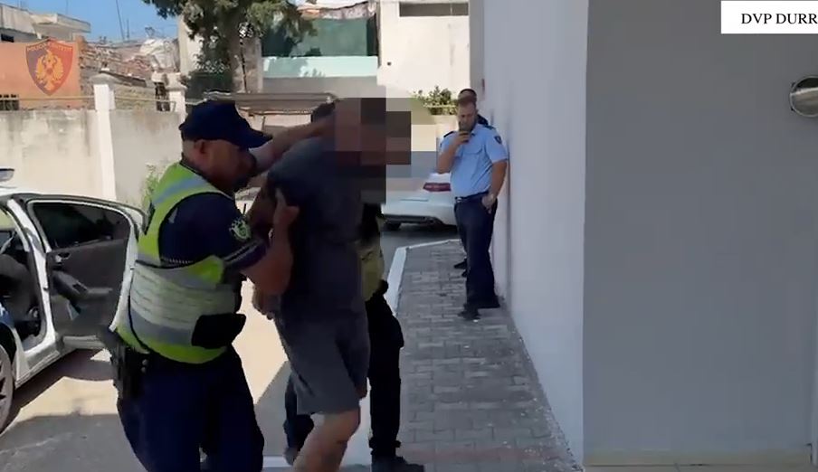 Atentati në Pogradec, arrestohet i plagosuri dhe vëllai i autorit të dyshuar