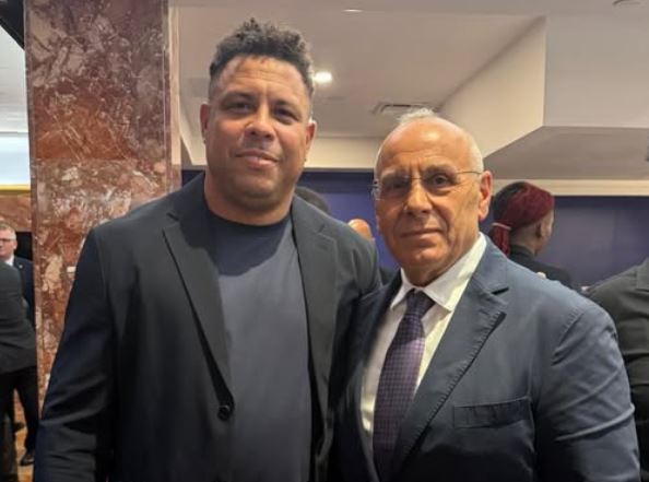 Ademi takon Ronaldon, kujton vizitën e brazilianit në Kosovë më 1999
