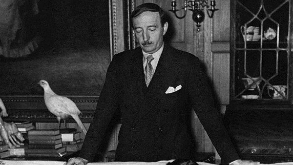 ​Drejtori i shkollës amerikane që u largua nga mbreti Zog