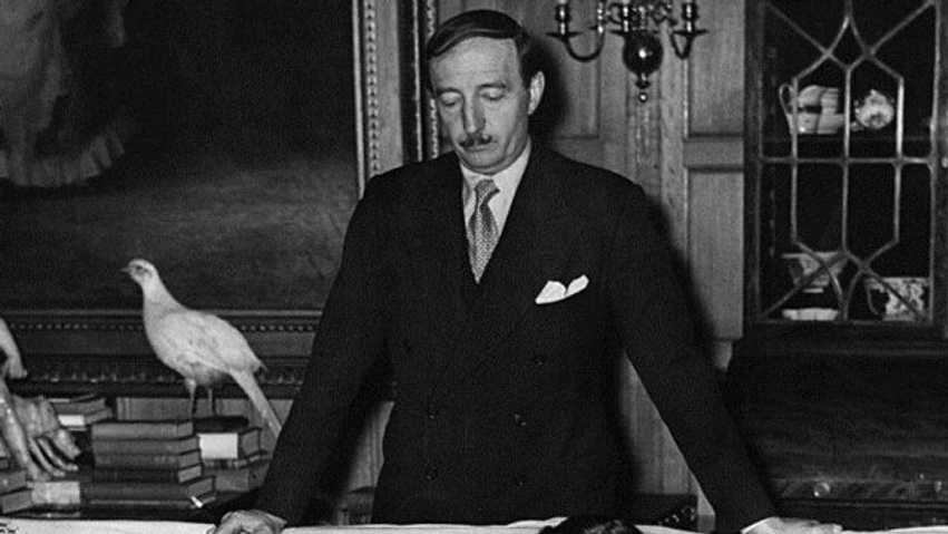 Drejtori i shkollës amerikane që u largua nga mbreti Zog