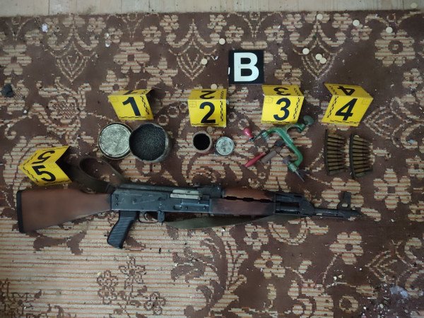 ​51 raste të armëmbajtjes pa leje në veri, Policia s’e përjashton të ketë sasi të tjera armatimi
