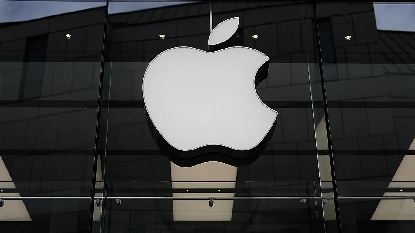 Apple kalon për pak kohë Nvidia-n, bëhet kompania më e vlefshme në botë