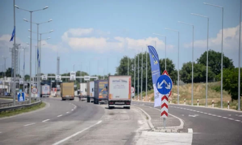 Temperaturat e larta   Sot kufizime në autoudhë për kamionët mbi 20 tonë