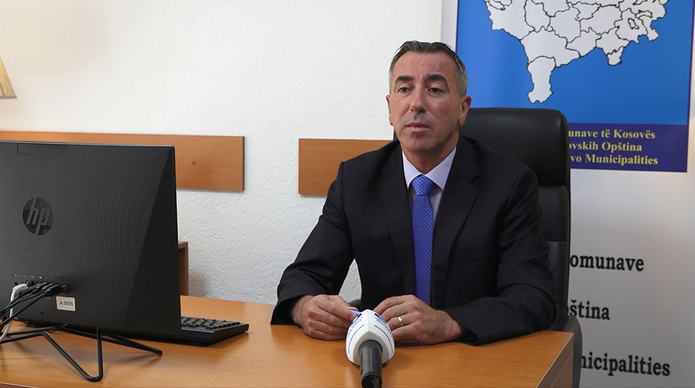 AKK pret vendimin e Kushtetueses për rekrutimin në komuna, Ibrahimi: Centralizimi i kompetencave është në kundërshtim me Kushtetutën