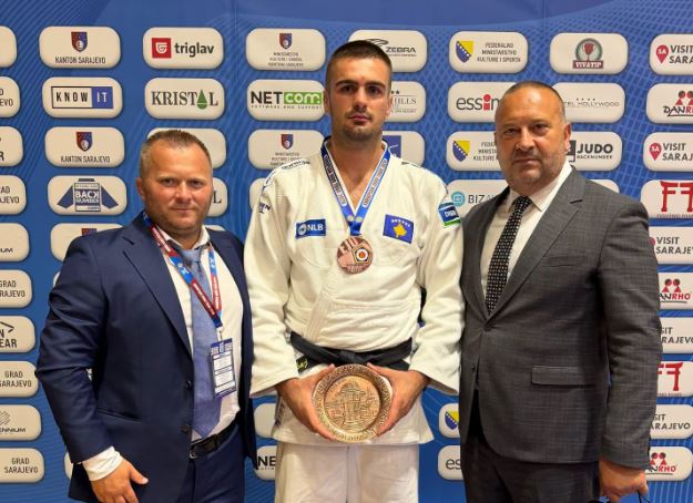 Driton Kuka: Medaljen Shpati e arriti përmes fitoreve nga garuesit e Rusisë, Serbisë...