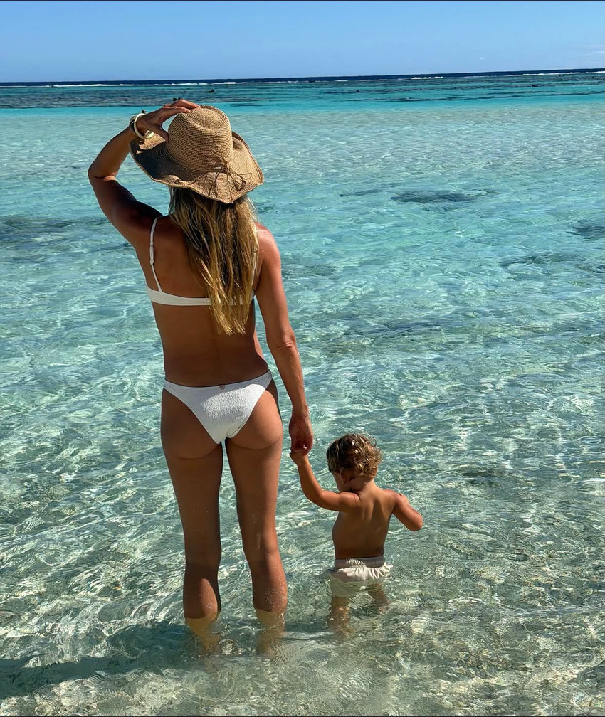 Gisele Bundchen ndan momente të rralla familjare nga pushimet në Tahiti, shfaq edhe djalin e vogël 3 Image