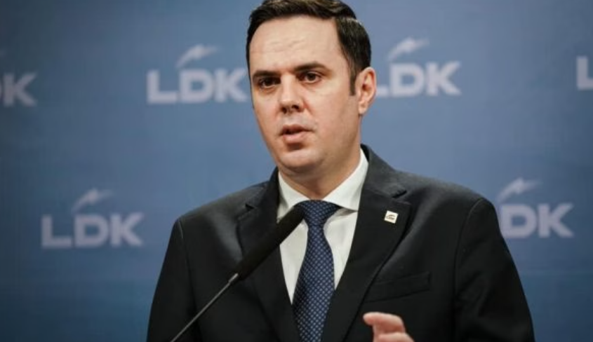 Anulohet protesta në mbështetje të Lumir Abdixhikut para selisë së LDK-së