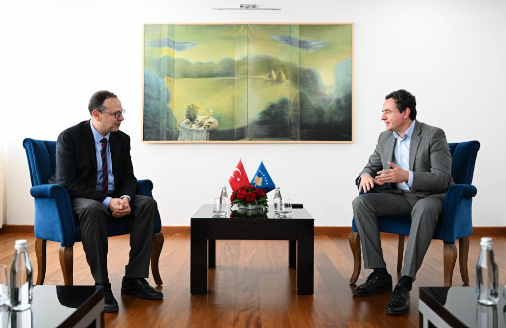 Kurti priti në takim lamtumirës ambasadorin e Turqisë