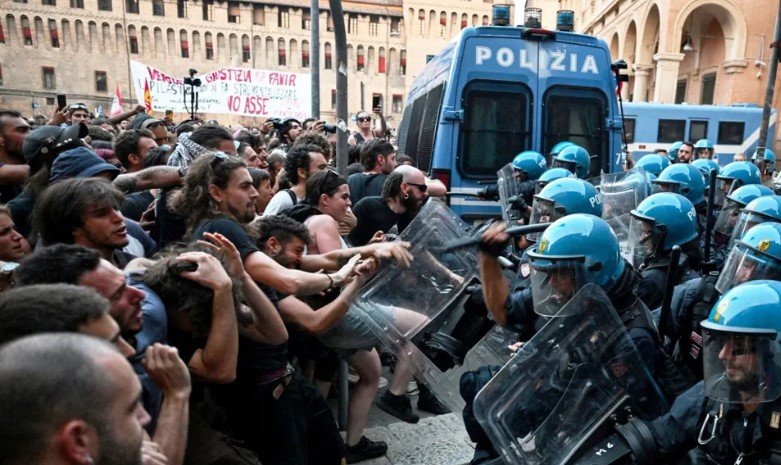 Vdekja e 42-vjeçarit në duart e policisë shkakton protesta dhe zemërim te qytetarët në Bolonja