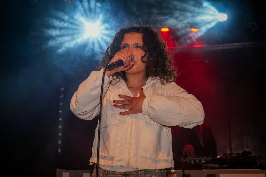 Një tjetër shqiptare po shkëlqen, 15 vjeçarja Lionella Jakaj 2 Image