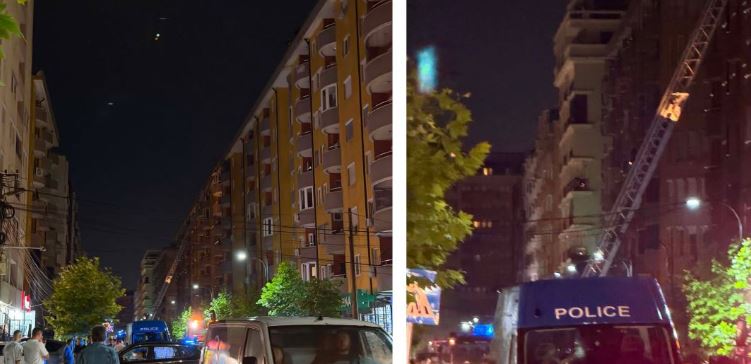 Zjarrfikësit largojnë një pjesë të fasadës që rrezikonte qytetarët në Fushë Kosovë