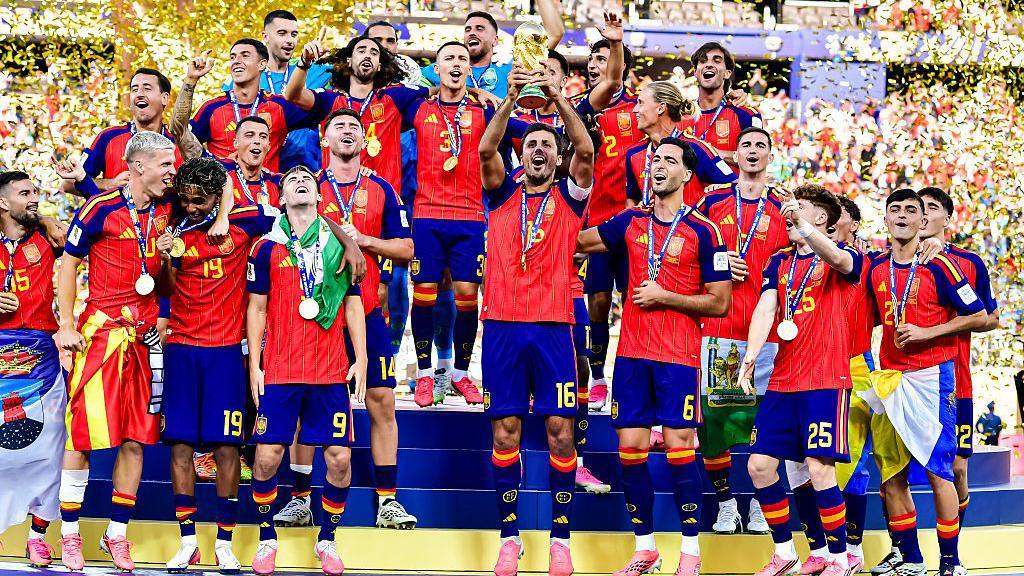 Premio e Spanjës do taksohet