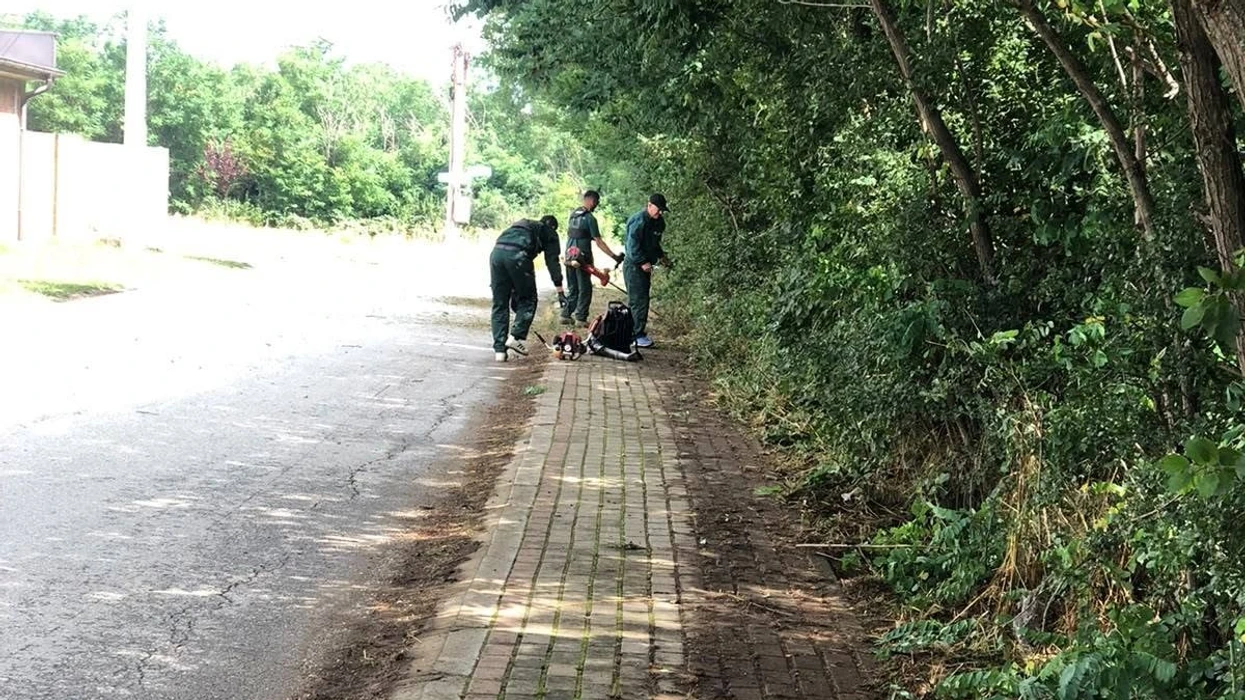 Eko-Llapi intervenon në rrugët e Obrançës së Podujevës