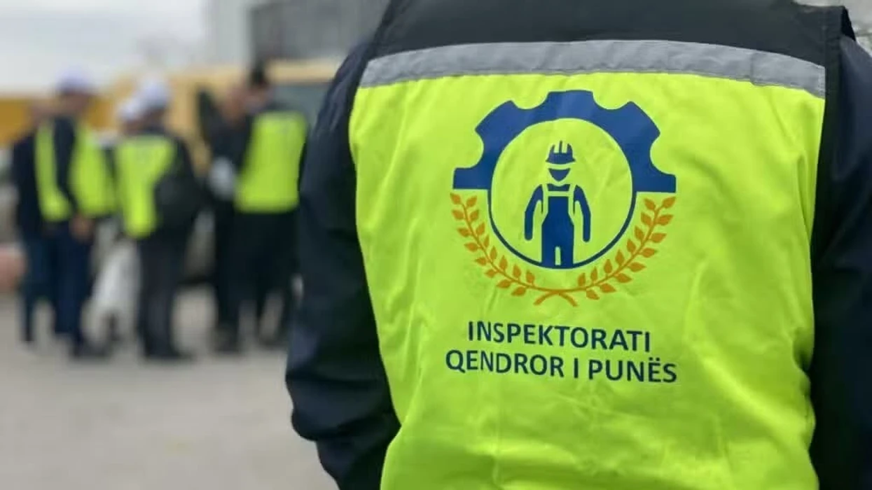 Aksion i përbashkët inspektues në Prizren dhe Suharekë, kontrollohen 26 auto-parkingje