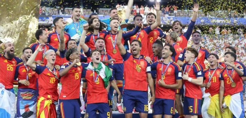 Luis de la Fuente  Jam i lumtur për Ferran Torres
