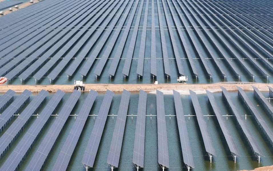 Kina do të rrisë prodhimin e energjisë nga era dhe dielli me më shumë se 50% në pesë vjet