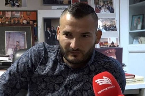 ​Pas deklaratave për krime lufte, një qytetar nga Prizreni paraqet ankesë ndaj Esat Shalës