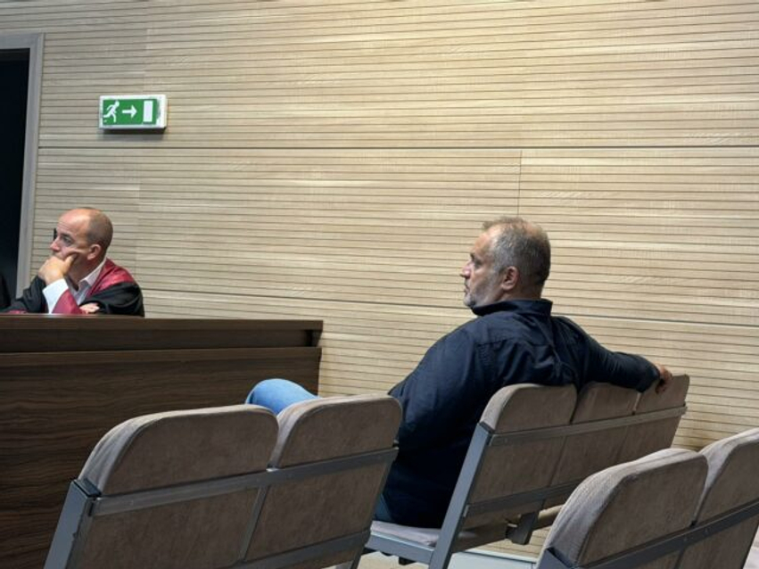 Shpend Ahmeti dënohet me dy vjet burg