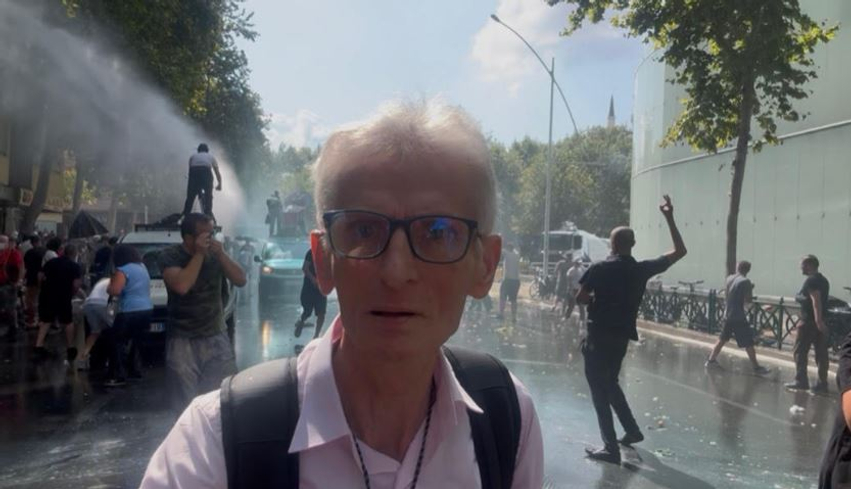 Tensione të forta në ditën e 54-të të protestave para Kuvendit: