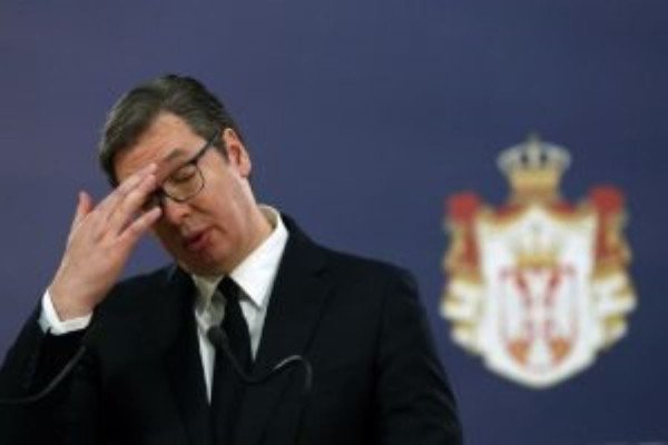 ​Vuçiq përsërit pretendimet për Kosovën dhe kërcënon me forcimin e ushtrisë serbe: Kosova është e jona