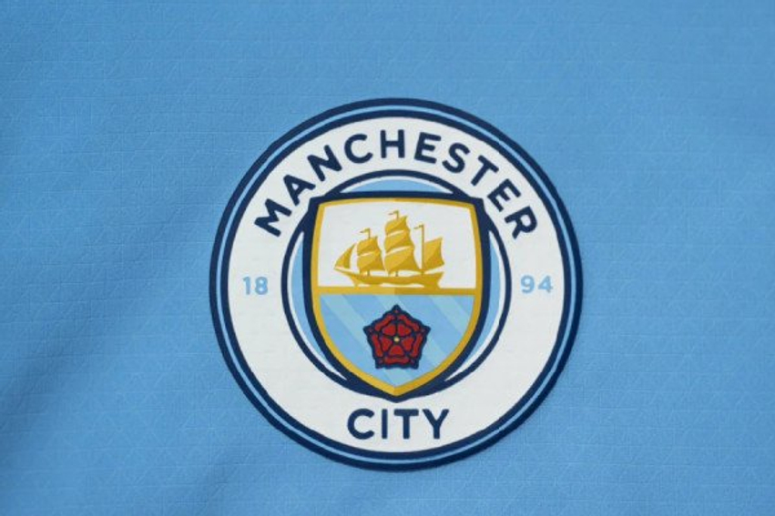 Man City synon pesë lojtarë të Chelseat në listën e përforcimeve