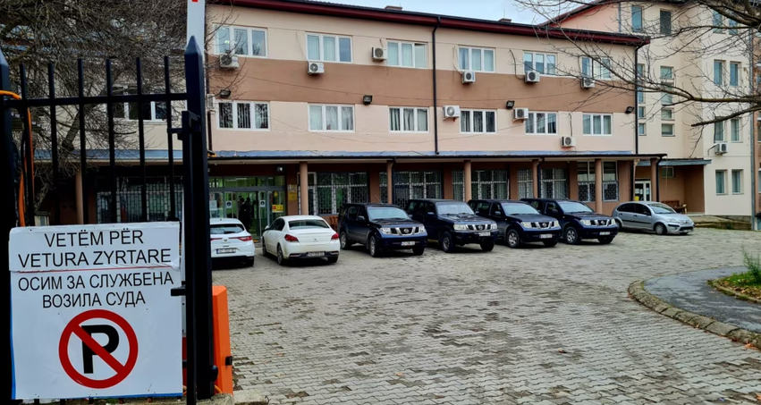 BE kritikoi vendimin për prokurorët serbë  ngrihen pikëpyetje  A ka vend për një reagim të tillë 